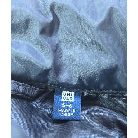 Uniqlo Kids Navy Blue Puffer Jacket Size 5/6 - Picture 5 of 5